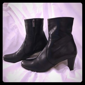 Taryn Rose Black Italian Leather Booties Size 8.5